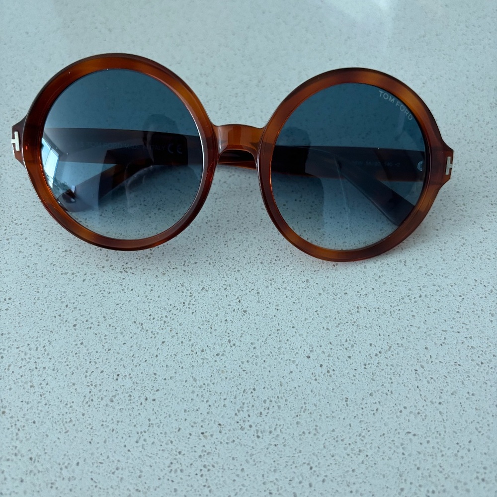 Tom Ford Sunglasses - Picture 2 of 7